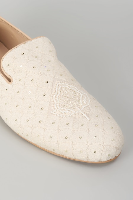 Shop_SALIL BHATIA_Ivory Embroidery, Sequins Pan Boota Thread Embellished Loafers _Online_at_Aza_Fashions