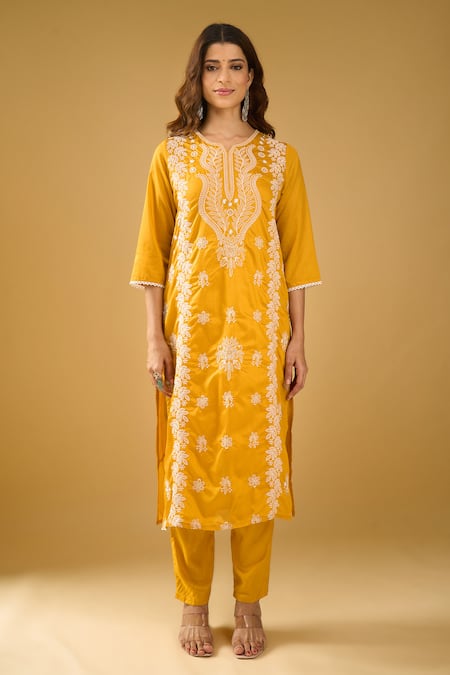 Naintara Bajaj_Mustard Chanderi Silk, Shantoon, Kota Doria Floral Chikankari Kurta Set _Online_at_Aza_Fashions