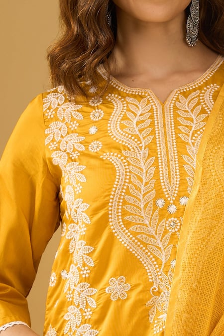 Naintara Bajaj_Mustard Chanderi Silk, Shantoon, Kota Doria Floral Chikankari Kurta Set _at_Aza_Fashions