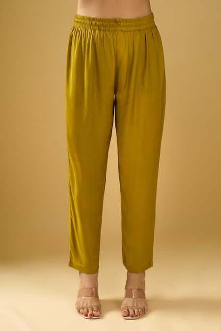 Naintara Bajaj_Olive Green Chanderi Silk, Shantoon, Kota Doria Chikankari Kurta Pant Set _Online_at_Aza_Fashions