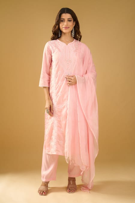 Naintara Bajaj Peach Chanderi Silk, Shantoon, Kota Doria Chikankari Pastel Kurta Set 