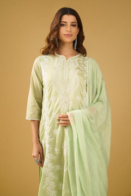 Naintara Bajaj_Green Chanderi Silk, Shantoon, Kota Doria Chikankari Pastel Kurta Pant Set _Online_at_Aza_Fashions