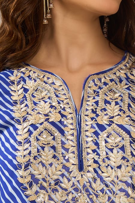Samyukta Singhania_Blue Georgette, Shantoon, Chiffon Embroidery, Sequins Leheriya Kurta Set _at_Aza_Fashions