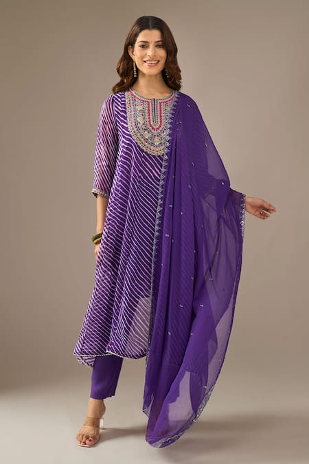 Buy_Samyukta Singhania_Purple Georgette, Shantoon, Chiffon Embroidery, Sequins Leheriya Kurta Set _Online_at_Aza_Fashions