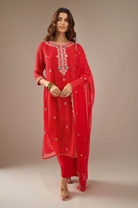 Samyukta Singhania Mothra Tie Dye Embroidered Kurta Set 