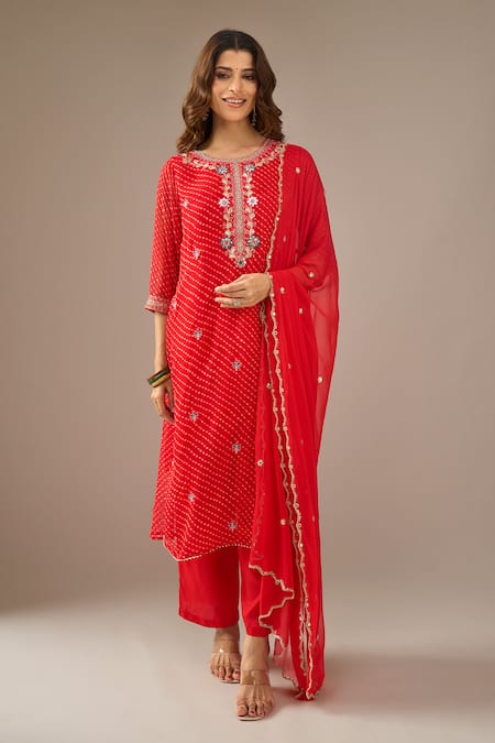 Samyukta Singhania_Red Georgette, Shantoon, Chiffon Embroidery, Gota Mothra Tie Dye Kurta Set _Online_at_Aza_Fashions