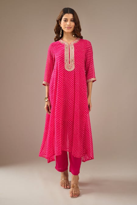 Shop_Samyukta Singhania_Fuchsia Georgette, Shantoon, Chiffon Embroidery, Sequins Mothra Kurta Set _Online_at_Aza_Fashions