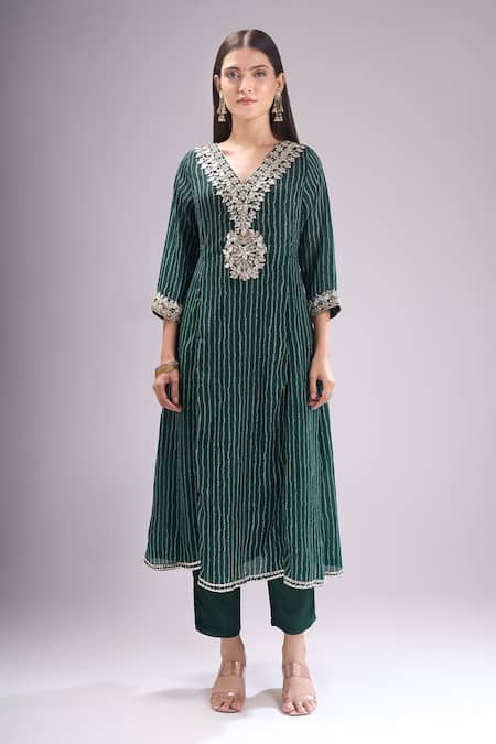 Samyukta Singhania_Green Chinon, Silk, Shantoon, Chiffon Embroidery, Gota Patti Printed Kurta Set _Online_at_Aza_Fashions