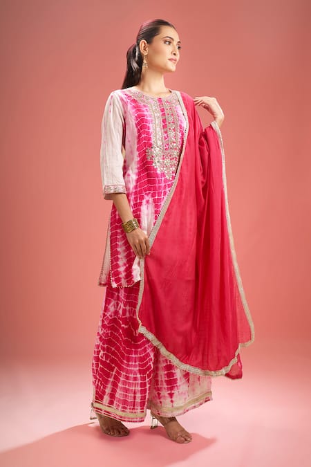 Samyukta Singhania_Fuchsia Silk, Embroidery, Gota Shibori And Dori Kurta Set _at_Aza_Fashions