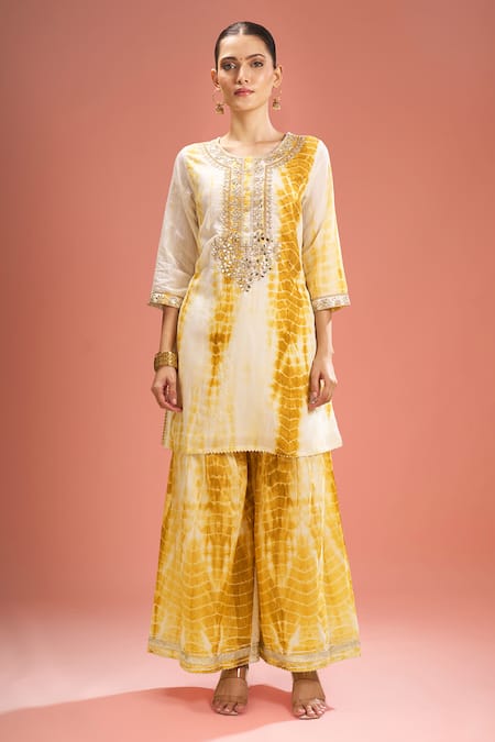 Samyukta Singhania Off White Silk, Gota Patti, Shibori Embroidered Kurta Set at Aza Fashions Samyukta Singhania_Off White Silk, Gota Patti, Shibori Embroidered Kurta Set _at_Aza_Fashions