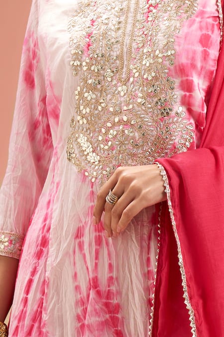 Shop Samyukta Singhania Fuchsia Silk, Shantoon, Gota Patti, Shibori Pattern Kurta Set Online at Aza Fashions Shop_Samyukta Singhania_Fuchsia Silk, Shantoon, Gota Patti, Shibori Pattern Kurta Set _Online_at_Aza_Fashions