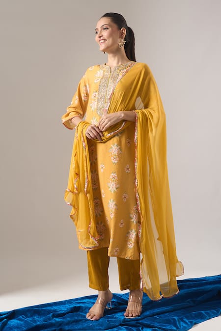 Samyukta Singhania Chanderi Floral Print Dori Work Kurta Set 