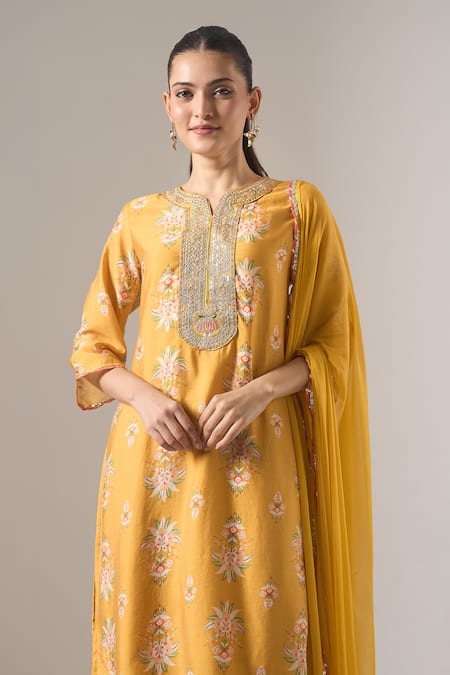 Samyukta Singhania_Mustard Chanderi Silk, Shantoon, Chiffon Floral Print Dori Work Kurta Set _at_Aza_Fashions