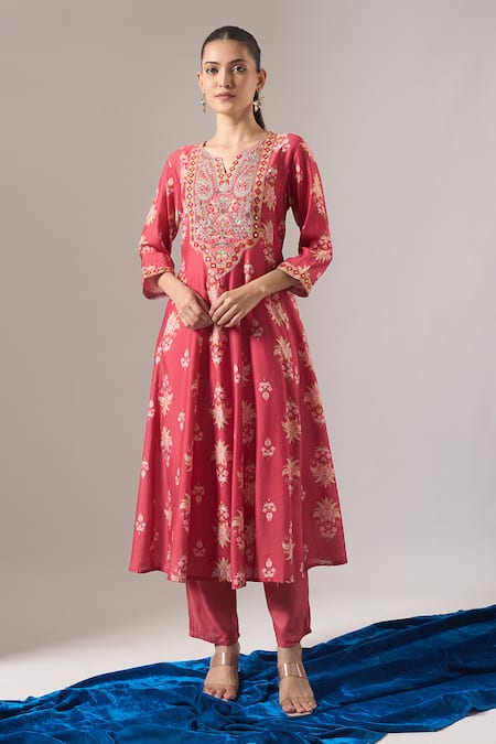 Shop Samyukta Singhania Coral Chanderi Silk, Shantoon, Chiffon Mirrors, Embroidery Print Anarkali Set Online at Aza Fashions Shop_Samyukta Singhania_Coral Chanderi Silk, Shantoon, Chiffon Mirrors, Embroidery Print Anarkali Set _Online_at_Aza_Fashions