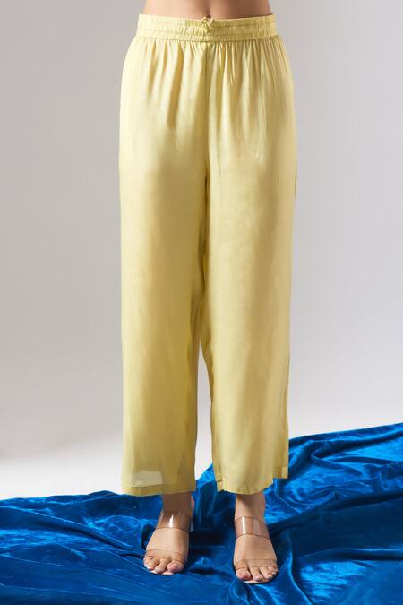 Samyukta Singhania_Green Tissue, Shantoon, Chiffon Embroidery, Shimmer Thread And Kurta Set _Online_at_Aza_Fashions