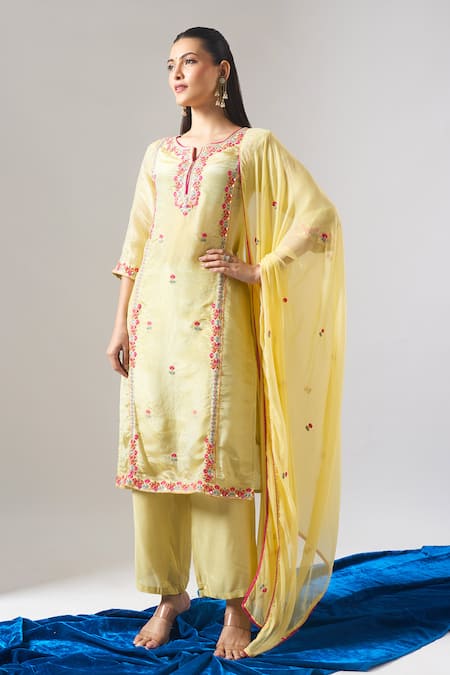 Samyukta Singhania Green Tissue, Shantoon, Chiffon Embroidery, Shimmer Thread And Kurta Set