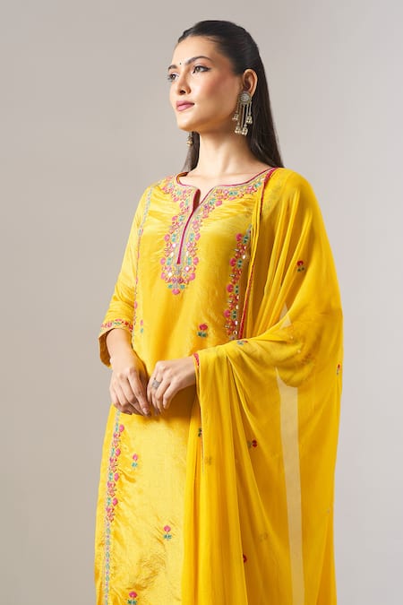 Samyukta Singhania Yellow Tissue, Shantoon, Chiffon Embroidery, Mirrors, Zari, Shimmer Kurta Set Online at Aza Fashions Samyukta Singhania_Yellow Tissue, Shantoon, Chiffon Embroidery, Mirrors, Zari, Shimmer Kurta Set _Online_at_Aza_Fashions