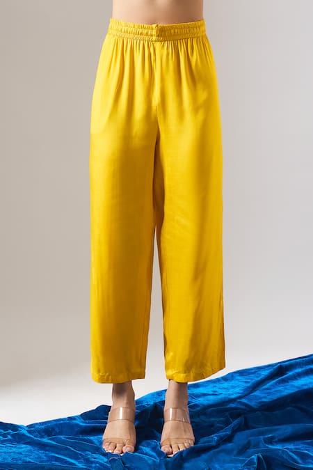 Samyukta Singhania Yellow Tissue, Shantoon, Chiffon Embroidery, Mirrors, Zari, Shimmer Kurta Set at Aza Fashions Samyukta Singhania_Yellow Tissue, Shantoon, Chiffon Embroidery, Mirrors, Zari, Shimmer Kurta Set _at_Aza_Fashions