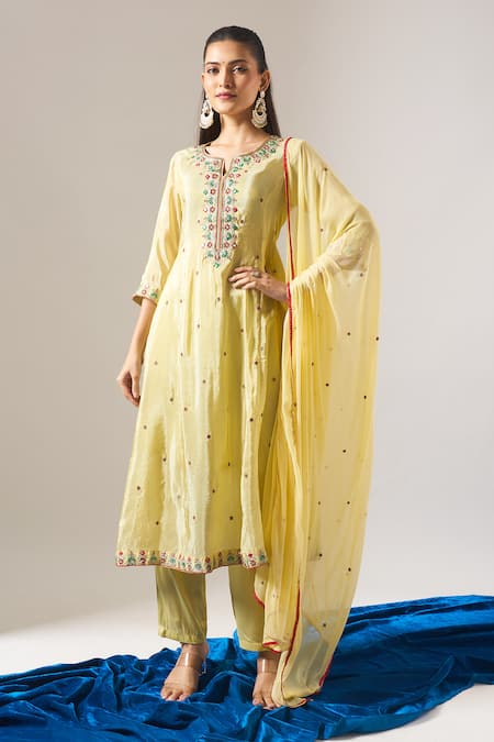 Samyukta Singhania Shimmer Tissue Kurta Set 