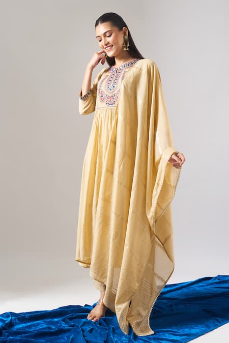 Shop_Samyukta Singhania_Beige Chanderi, Shantoon Embroidery, Sequins, Mirrors, Lace Mul Kurta Set _Online_at_Aza_Fashions