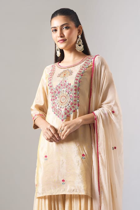Samyukta Singhania_Beige Chanderi, Shantoon Embroidery, Sequins, Zari, Lace Round Kurta Sharara Set _at_Aza_Fashions
