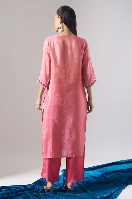 Samyukta Singhania Embroidered Kurta Set 