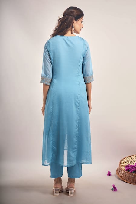 Samyukta Singhania Mul Chanderi Zari Dori Embroidered Kurta Set