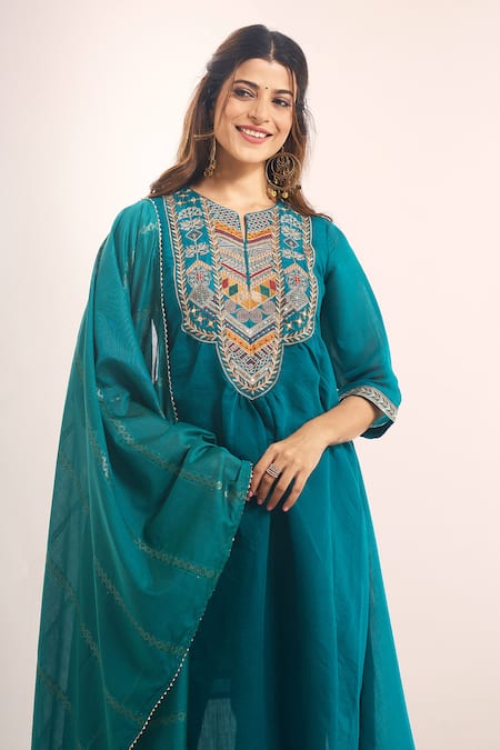 Buy_Samyukta Singhania_Teal Chanderi, Shantoon Embroidery, Sequins, Zari, Lace Round Mul Kurta Set _Online_at_Aza_Fashions