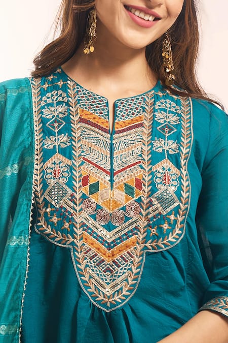 Shop_Samyukta Singhania_Teal Chanderi, Shantoon Embroidery, Sequins, Zari, Lace Round Mul Kurta Set _Online_at_Aza_Fashions