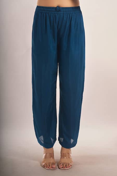 Samyukta Singhania_Teal Chanderi, Shantoon Embroidery, Beads, Sequins, Lace Round Mul Kurta Set _Online_at_Aza_Fashions