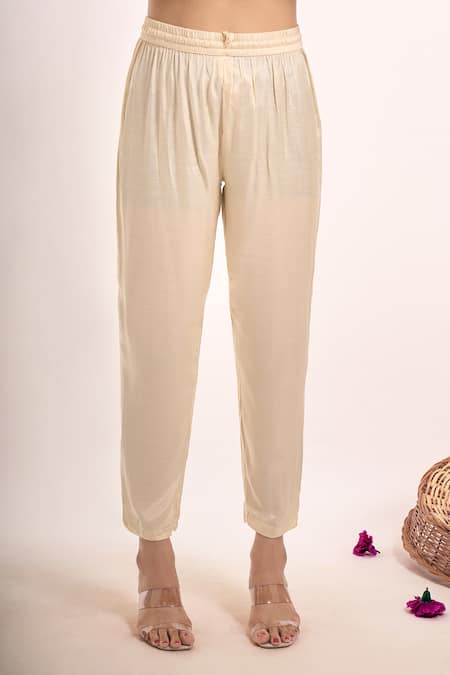 Samyukta Singhania Ivory Tissue, Shantoon, Chiffon Embroidery, Sequins, Shimmer Floral Kurta Set Online at Aza Fashions Samyukta Singhania_Ivory Tissue, Shantoon, Chiffon Embroidery, Sequins, Shimmer Floral Kurta Set _Online_at_Aza_Fashions