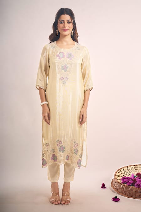 Buy Samyukta Singhania Ivory Tissue, Shantoon, Chiffon Embroidery, Sequins, Shimmer Floral Kurta Set Online at Aza Fashions Buy_Samyukta Singhania_Ivory Tissue, Shantoon, Chiffon Embroidery, Sequins, Shimmer Floral Kurta Set _Online_at_Aza_Fashions