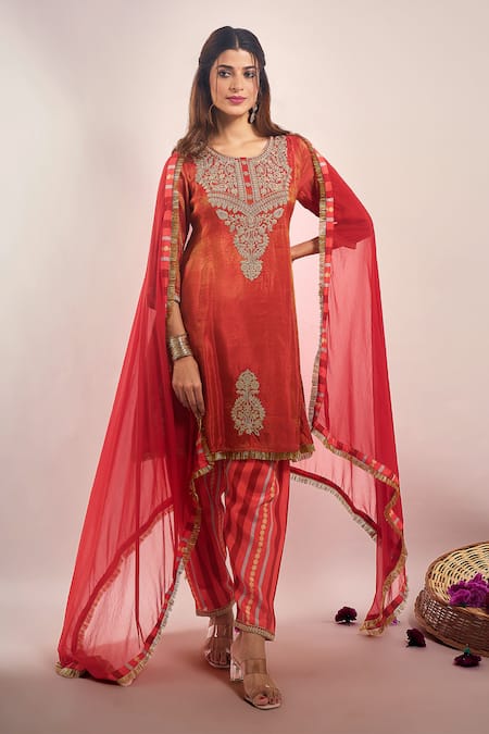 Samyukta Singhania Zari-Dori Embroidered Kurta Salwar Set 