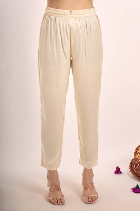 Samyukta Singhania Ivory Tissue, Shantoon, Chiffon Zari, Sequins, Embroidery, Piping, Kurta Set Online at Aza Fashions Samyukta Singhania_Ivory Tissue, Shantoon, Chiffon Zari, Sequins, Embroidery, Piping, Kurta Set _Online_at_Aza_Fashions