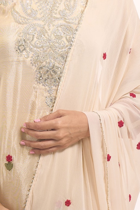 Shop Samyukta Singhania Ivory Tissue, Shantoon, Chiffon Zari, Sequins, Embroidery, Piping, Kurta Set Online at Aza Fashions Shop_Samyukta Singhania_Ivory Tissue, Shantoon, Chiffon Zari, Sequins, Embroidery, Piping, Kurta Set _Online_at_Aza_Fashions