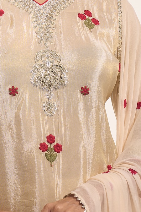 Samyukta Singhania_Ivory Tissue, Chinon, Chiffon Zari, Sequins, Embroidery, Kurta Sharara Set _at_Aza_Fashions