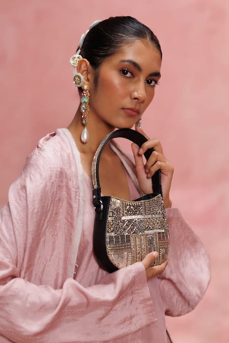 Buy_The Leather Garden_Black Beads, Embroidery Shaam Hand Beaded Bag 