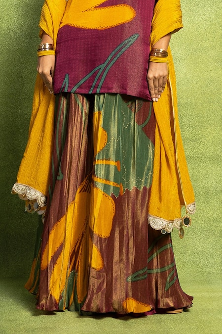 Vedika M_Yellow Tissue, Satin, Linen, Silk Abstract Floral Print Kurta And Flared Pant Set _Online_at_Aza_Fashions