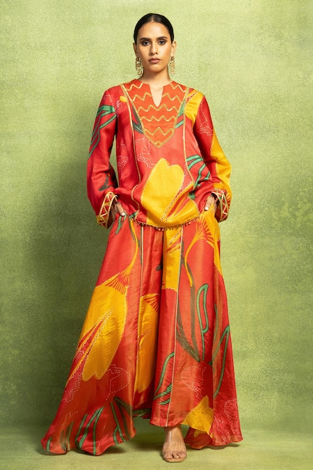 Vedika M_Red Tissue, Satin, Linen, Silk Abstract Floral Print Kurta And Flared Pant Set _at_Aza_Fashions