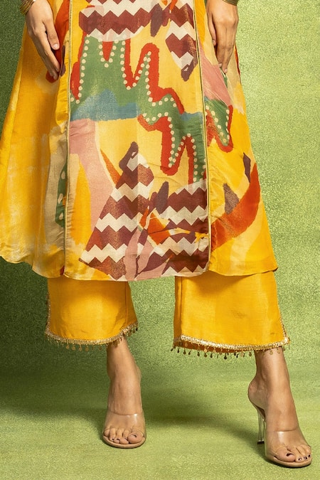 Shop_Vedika M_Yellow Tissue, Silk, Satin, Linen Abstract Print Hand Kurta And Pant Set _Online_at_Aza_Fashions