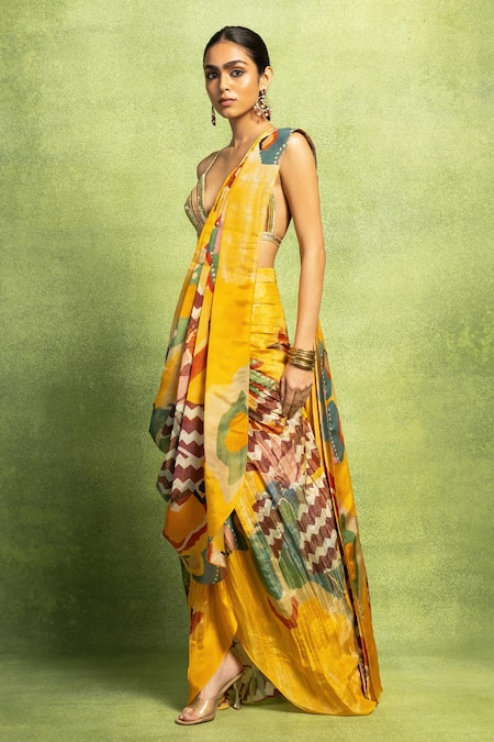 Shop_Vedika M_Yellow Tissue Foil Printing, Abstract Pre-stitched Saree And Blouse Set _Online_at_Aza_Fashions
