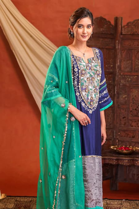 Buy_Farha Syed_Navy Silk, Organza Beads, Sequins, Embroidery, Metallic Thread Kurta Pant Set _Online_at_Aza_Fashions