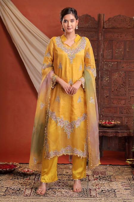 Farha Syed Embroidered Chanderi Silk Kurta Pant Set 