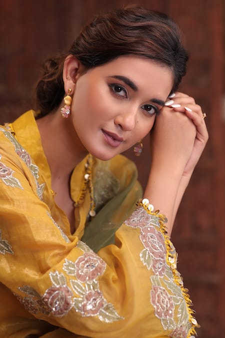 Farha Syed Mustard Chanderi Silk, Tissue, Silk, Organza Embroidery, Sequins, Kurta Pant Set at Aza Fashions Farha Syed_Mustard Chanderi Silk, Tissue, Silk, Organza Embroidery, Sequins, Kurta Pant Set _at_Aza_Fashions