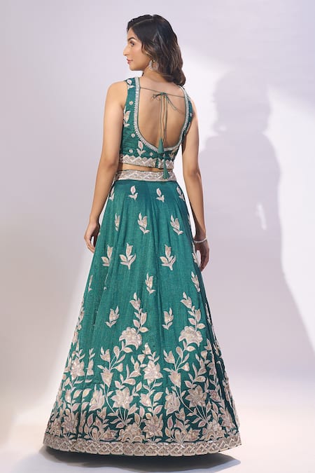 Samyukta Singhania Embroidered V-Neck Lehenga Blouse Set 