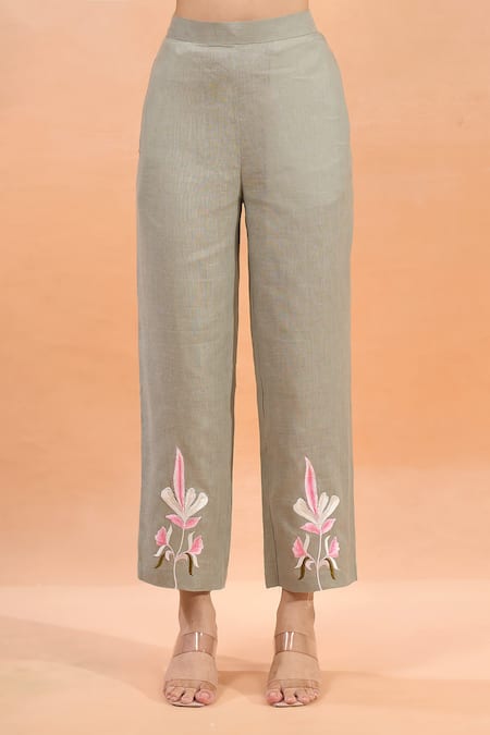 Naintara Bajaj_Pink Linen Embroidery V-neck Floral Kurta And Pant Set _at_Aza_Fashions