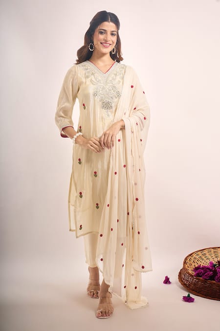 Samyukta Singhania Sequin Embroidered Kurta Set 