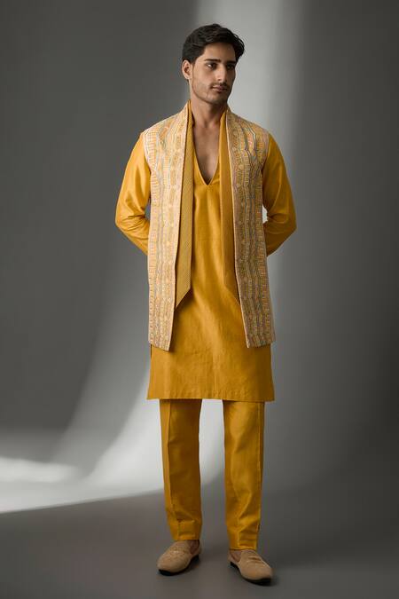 SALIL BHATIA Rang Mahal Embellished Long Bundi Kurta Set 