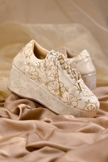 Around Always Floral Embroidered Platform Sneakers 