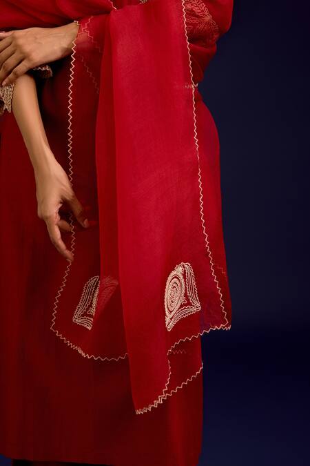 Shop Devnaagri Red Chanderi , Organza Embroidery, Sequins, Mirrors Round Kurta Set Online at Aza Fashions Shop_Devnaagri_Red Chanderi , Organza Embroidery, Sequins, Mirrors Round Kurta Set _Online_at_Aza_Fashions